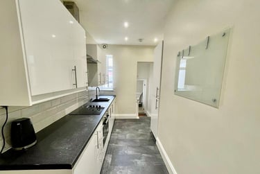6 bed house, Harrison Place, Sandyford, Newcastle, NE21DE - Image 7